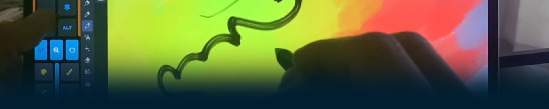 Drawing on a tablet while using the TabletPro Studio